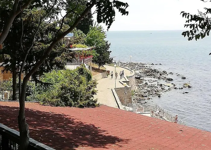 Billy's Two- Bed For Rent At Sunny Sunny Beach