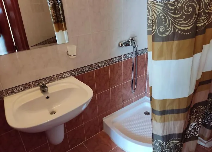 Billy's Two- Bed For Rent At Sunny *