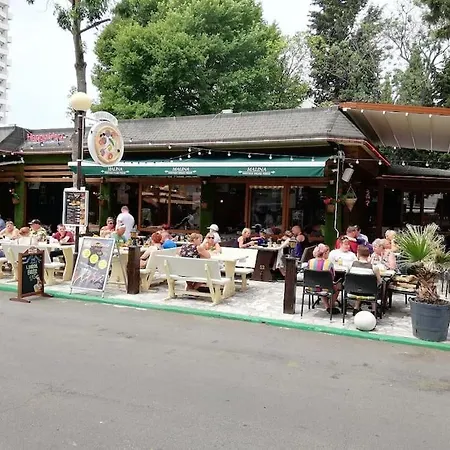 アパート Billy's Two- Bed For Rent At Sunny サニービーチ