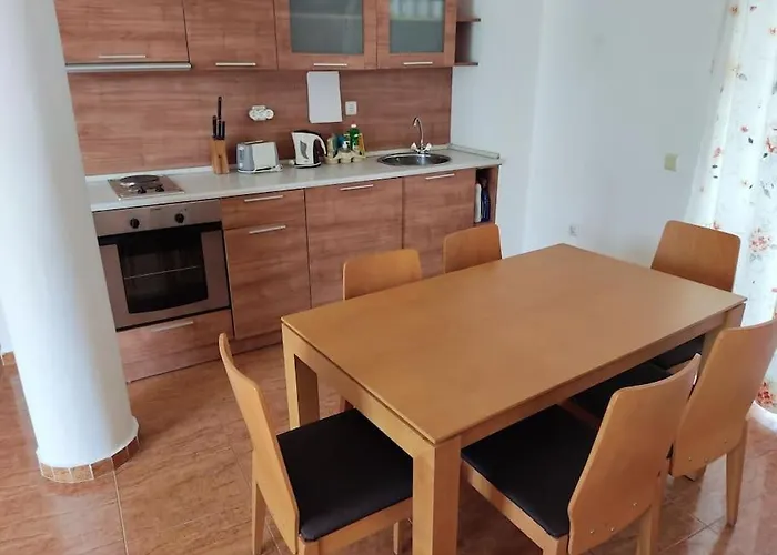 Daire Billy's Two- Bed For Rent At Sunny Sunny Beach